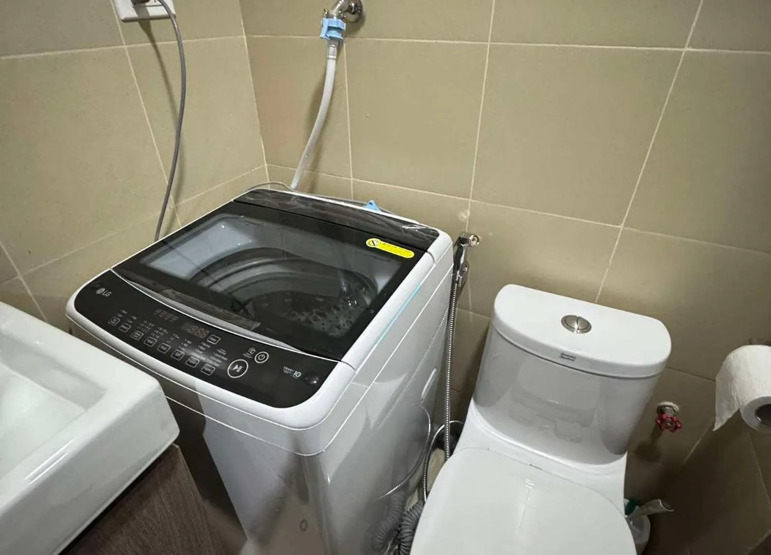 Apartment Spacious Homes At Shore Residence Near Mall Of Asia Manila