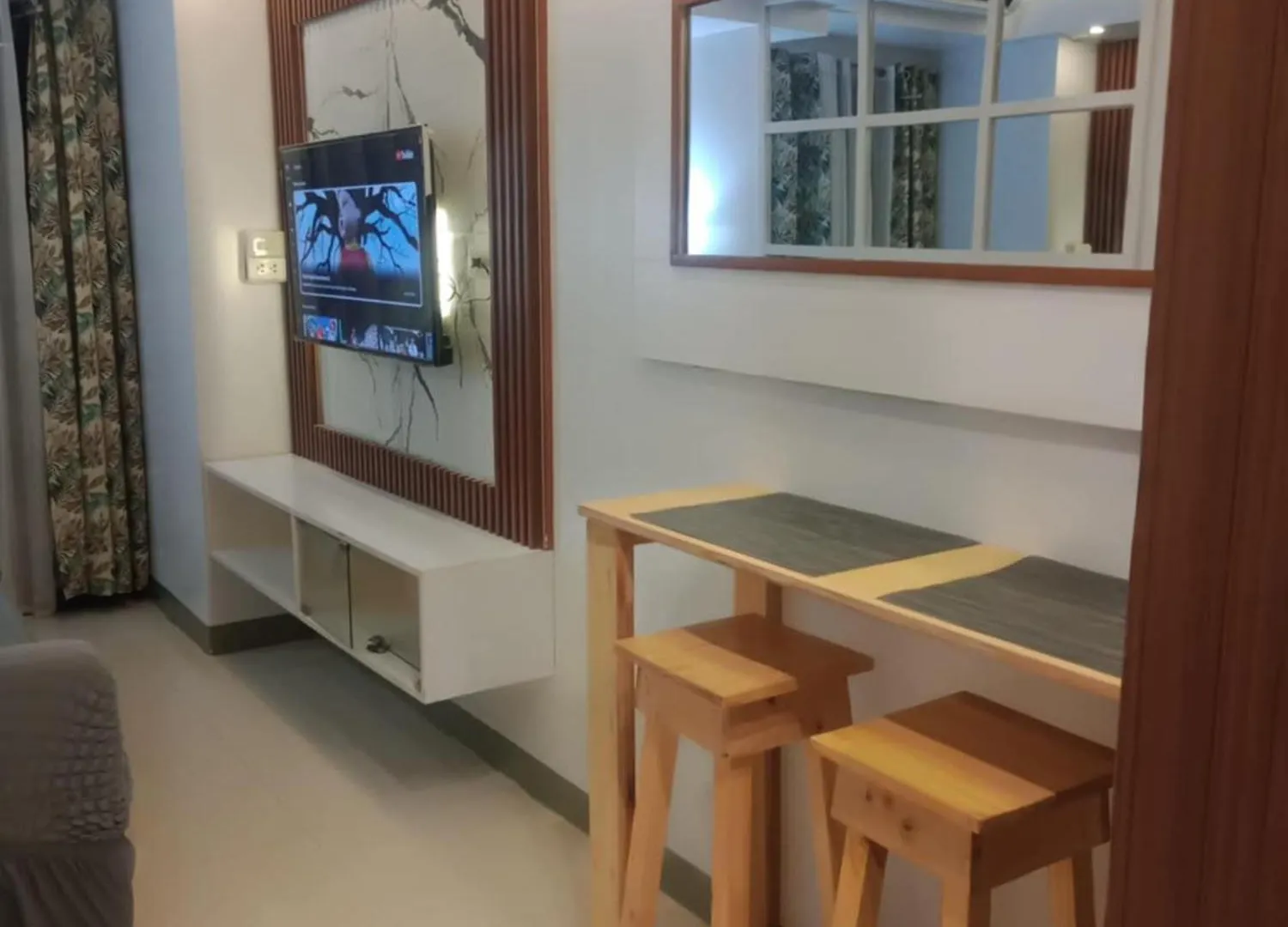 Apartment Spacious Homes At Shore Residence Near Mall Of Asia Manila