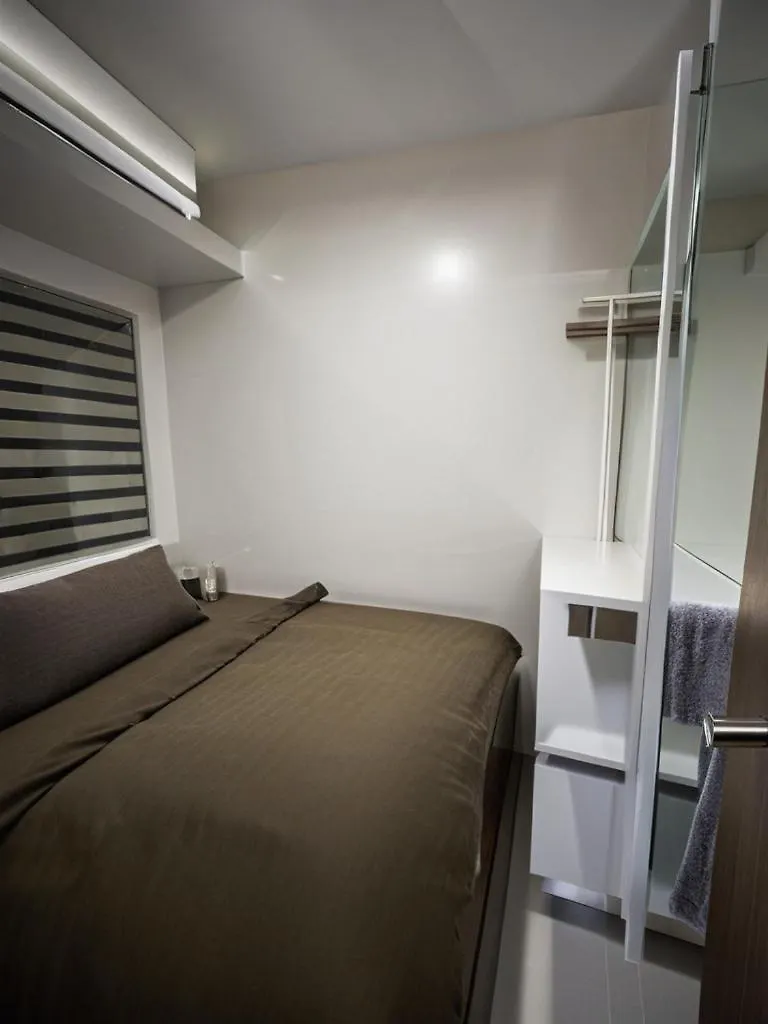 Spacious Homes At Shore Residence Near Mall Of Asia Manila 0*,  Filippinerna